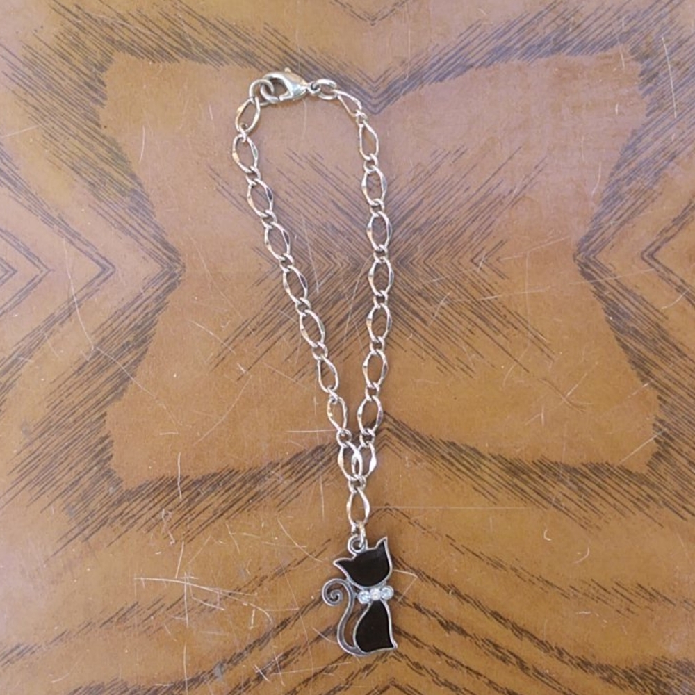 Black cat bracelet